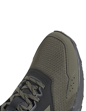 Tenis Adidas trail para hombre