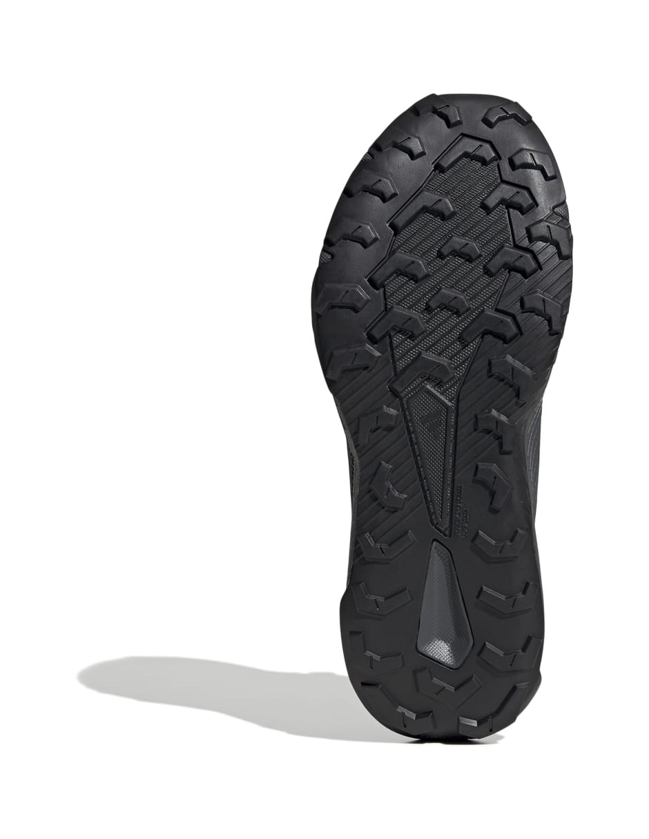 Tenis trail para hombre 10